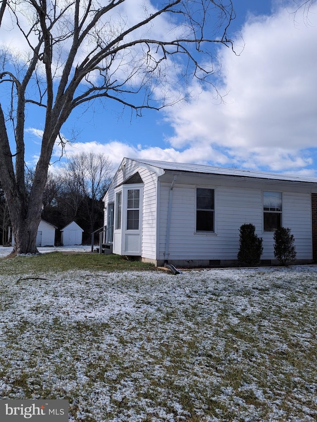 view of side of property