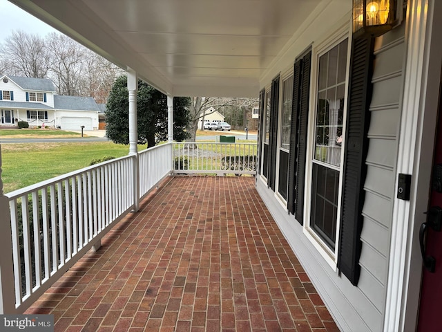 view of patio / terrace with covered porch