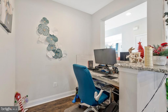 office space with dark hardwood / wood-style floors