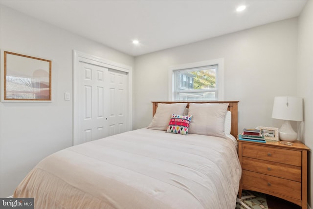 bedroom with a closet