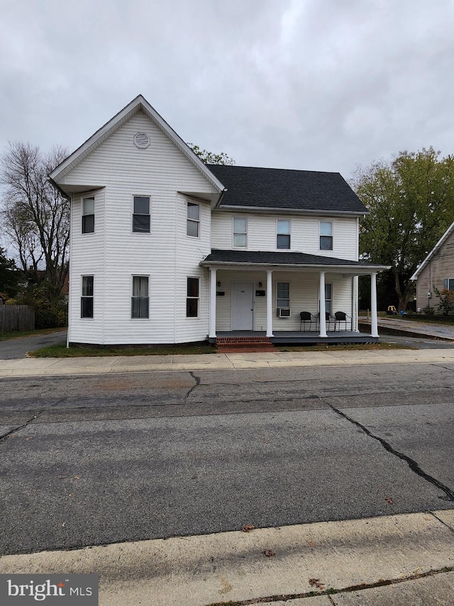 view of front of home with covered porch