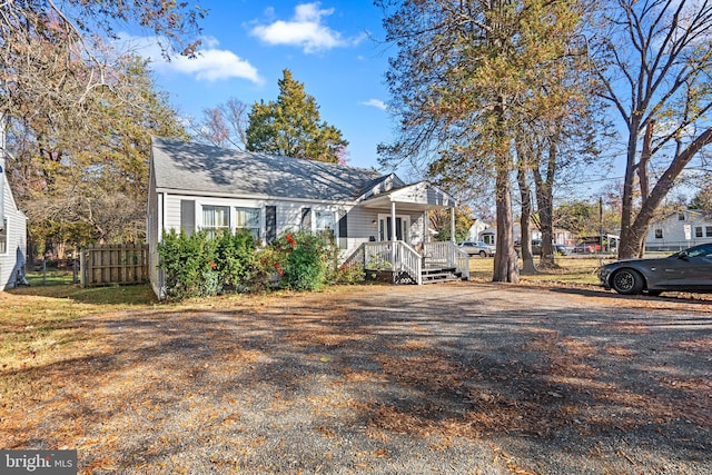 view of front of home with covered porch