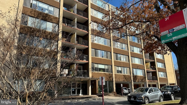 4401 Cherry Hill Rd Unit 25, Arlington, VA 22207 - view of apartment building / complex