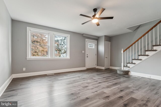 entryway featuring ceiling fan and hardwood / wood-style floors