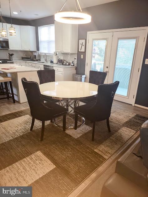 dining area featuring sink