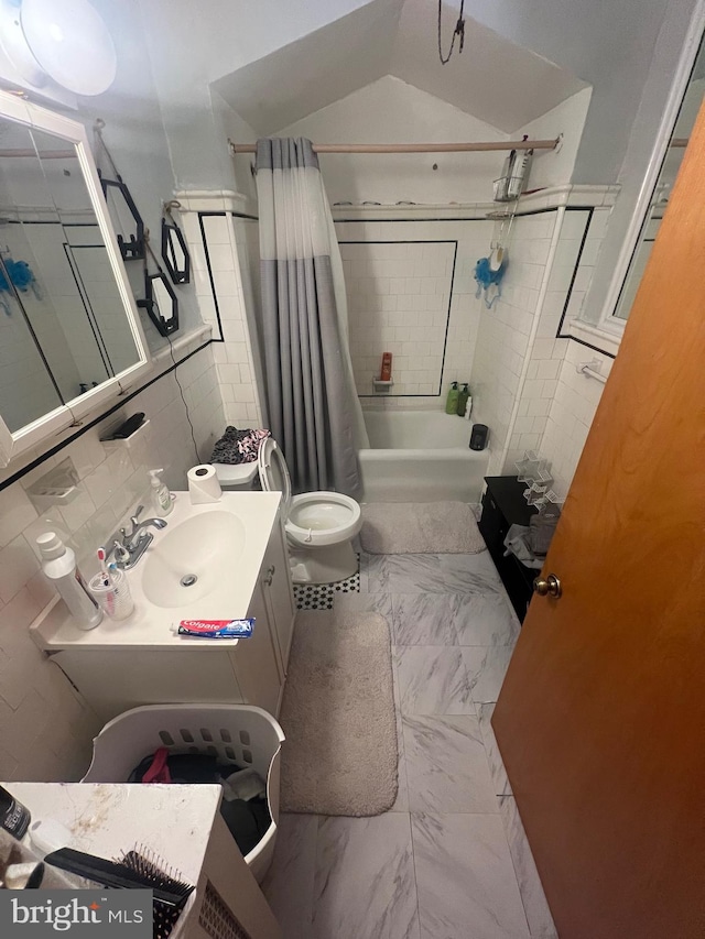 full bathroom featuring tasteful backsplash, vanity, shower / tub combo with curtain, tile walls, and toilet