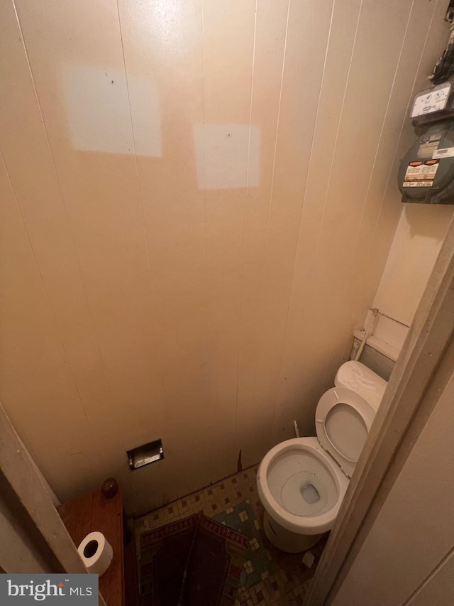 bathroom with toilet