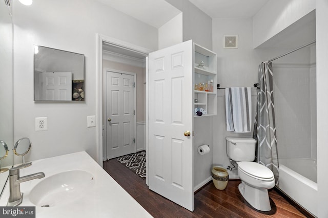 full bathroom with vanity, wood finished floors, visible vents, shower / bath combo, and toilet