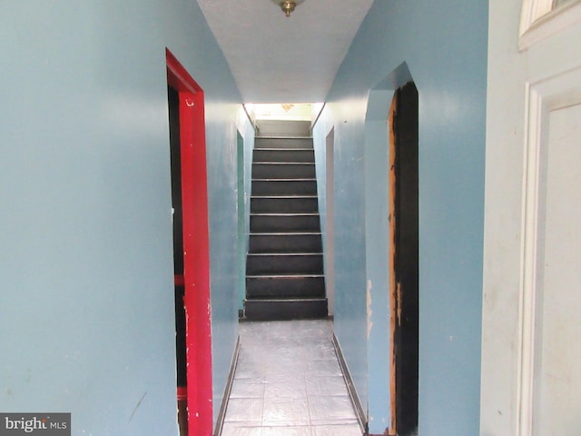 8240 Greenleek Hill Rd, Nanjemoy, MD 20662 - hall with stairway