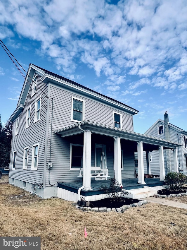 view of front of home featuring a porch