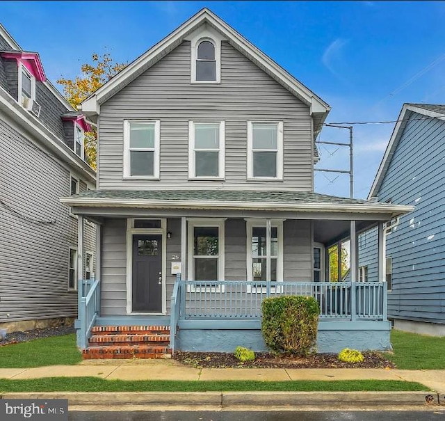 view of front of home featuring a porch