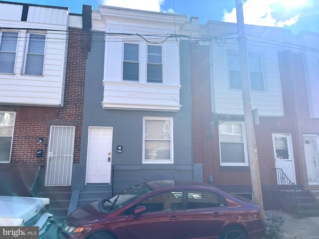1635 S Etting St, Philadelphia, PA 19145 - townhome / multi-family property with brick siding and entry steps