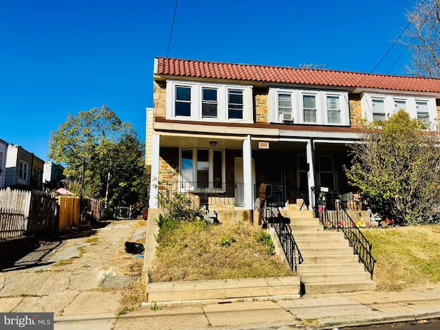 view of front of home featuring a porch