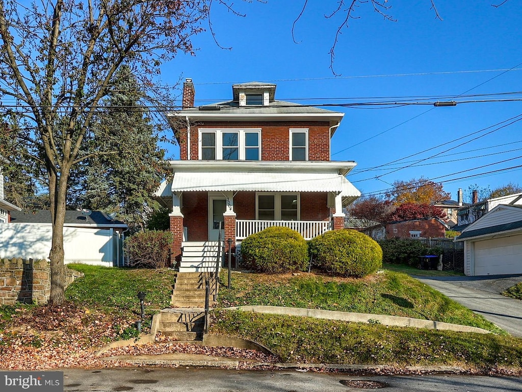 view of front of house