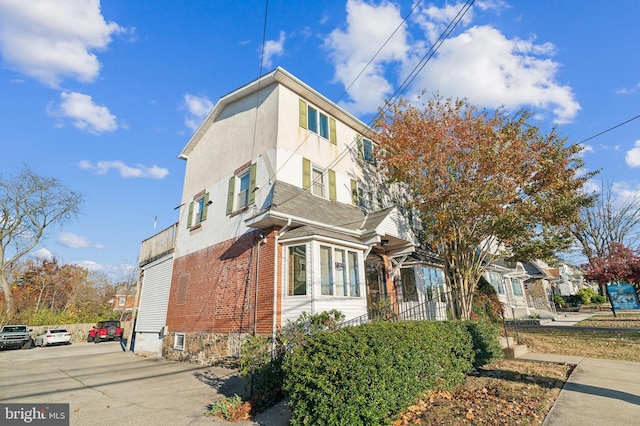 view of home's exterior