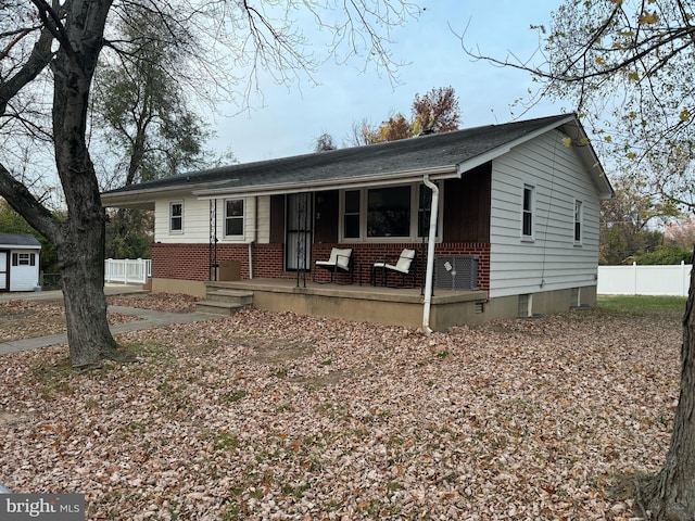 view of front of house with covered porch