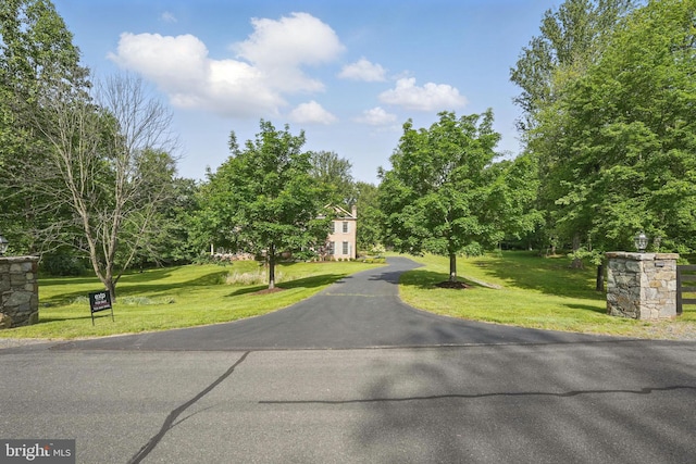 15280 Riding Club Dr, Haymarket, VA 20169 - view of asphalt driveway