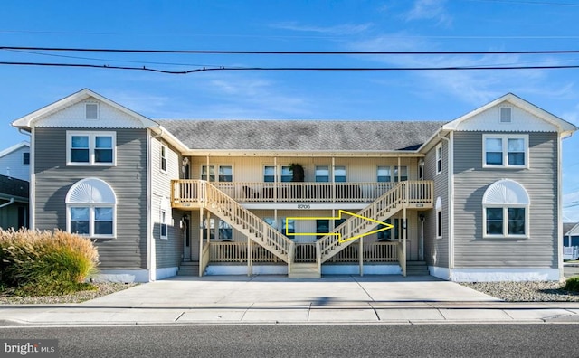 view of front of house featuring a porch