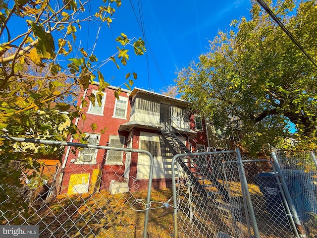 view of front of home