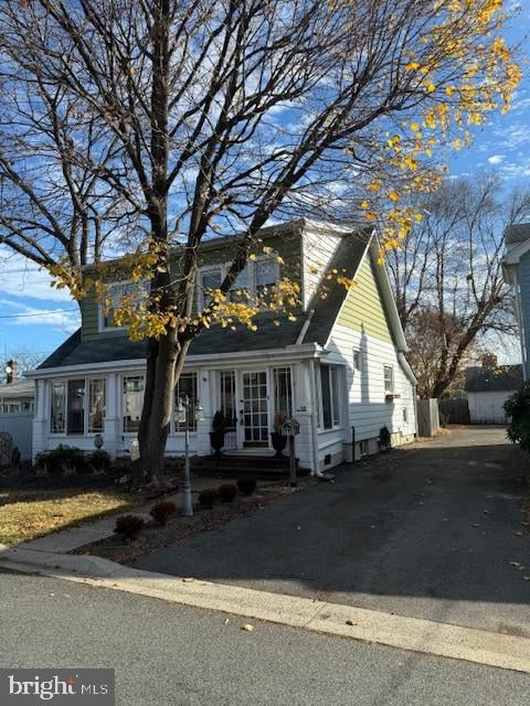 view of front of home