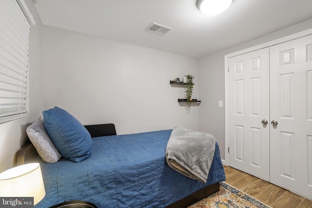 bedroom featuring a closet