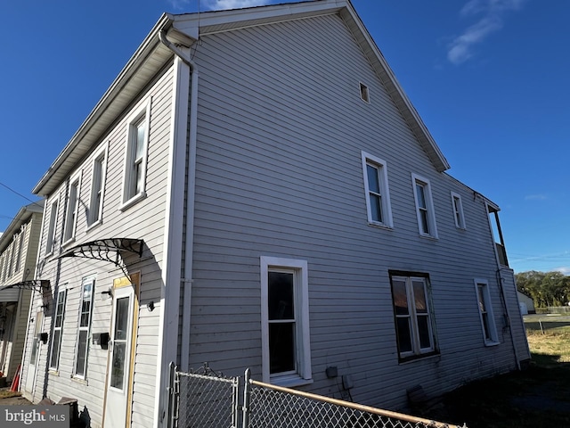view of side of property