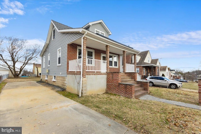 bungalow featuring a porch