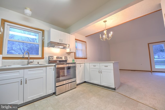 kitchen featuring sink, decorative light fixtures, a notable chandelier, white cabinets, and stainless steel range with electric cooktop