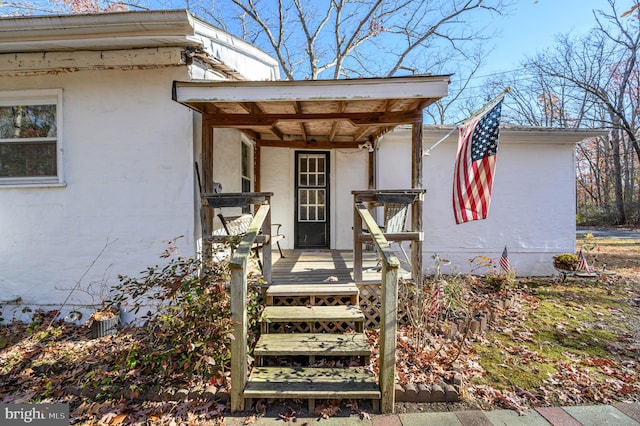 view of doorway to property