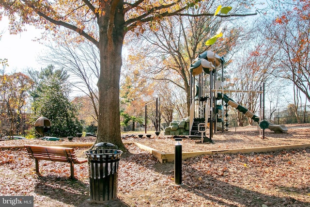 5901 Mount Eagle Dr Unit 1101, Alexandria, VA 22303 - view of surrounding community
