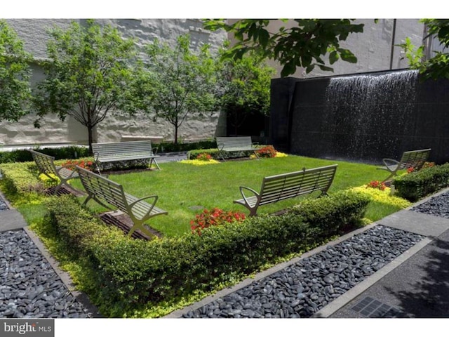1414 S Penn Sq S Unit 45Gh, Philadelphia, PA 19102 - view of community featuring a lawn