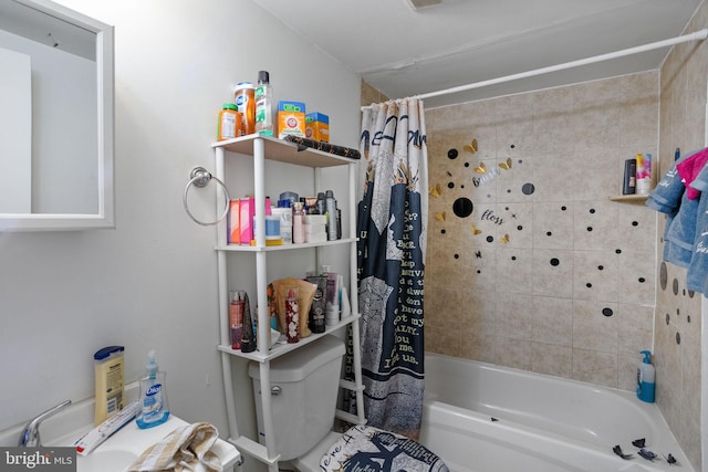 3301-03 N 16th St, Philadelphia, PA 19140 - bathroom featuring shower / tub combo and toilet
