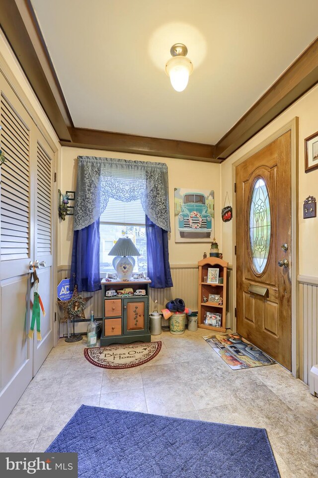 entryway with radiator