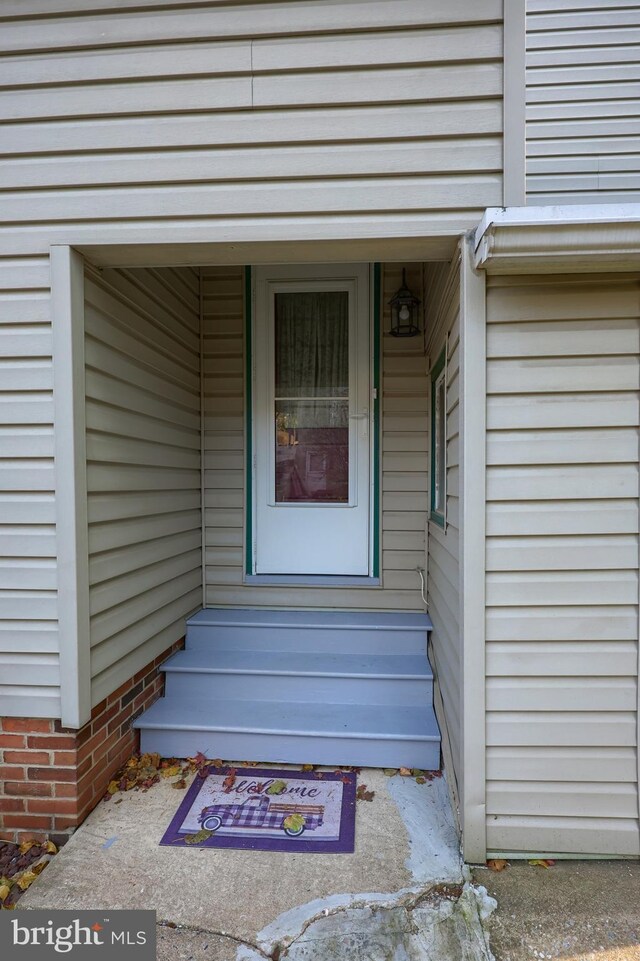 view of entrance to property