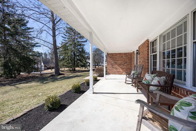 view of patio / terrace with covered porch