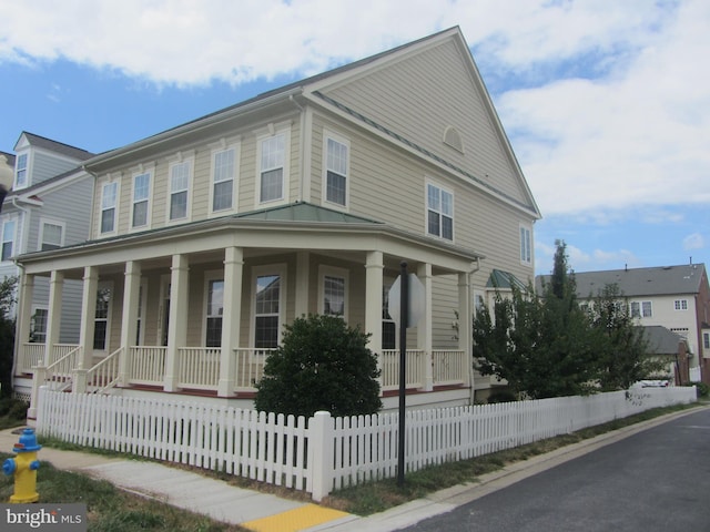 view of front of house with covered porch