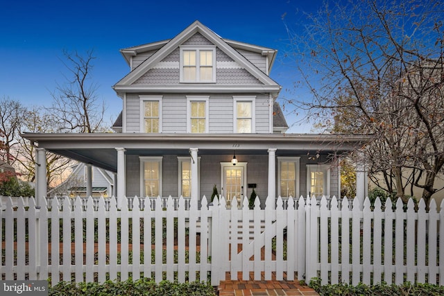 view of front of home featuring a porch