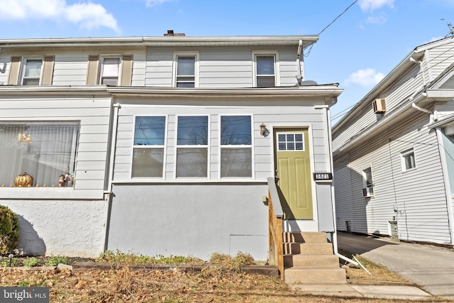 view of front of house