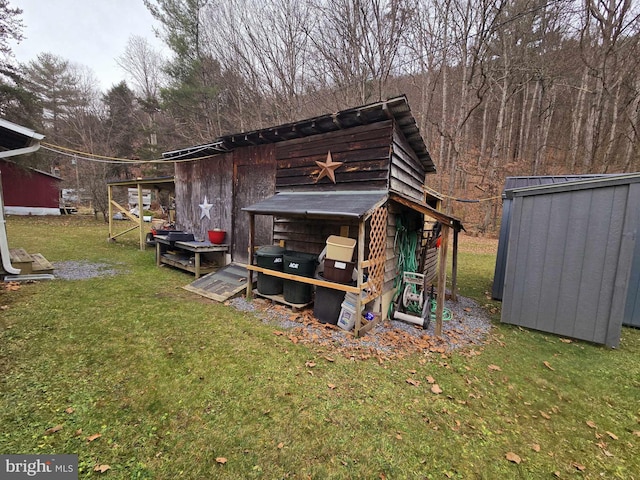 exterior space featuring a storage shed