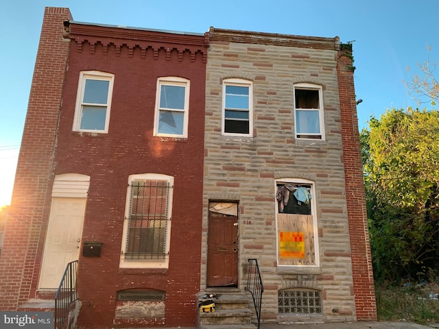 view of front of home