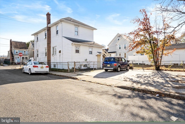 view of front of property