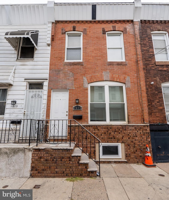 view of townhome / multi-family property