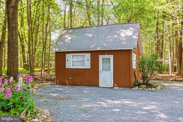 view of outbuilding