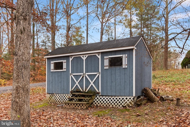 view of outbuilding