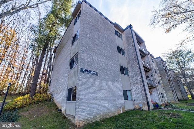 view of building exterior