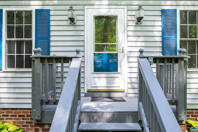 view of property entrance