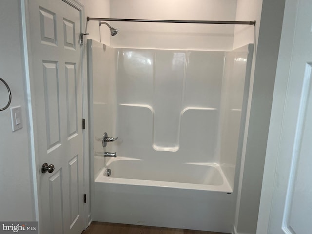 bathroom featuring shower / bath combination