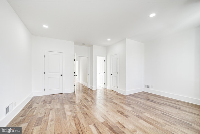 empty room featuring light hardwood / wood-style flooring