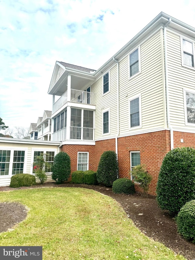 Listing photo 2 for 1103 S Schumaker Dr Unit C-201, Salisbury MD 21804