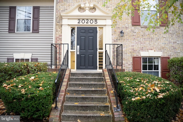 view of property entrance